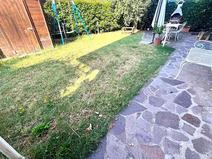 Immagine 4 di Appartamento in vendita  a Montelupo Fiorentino