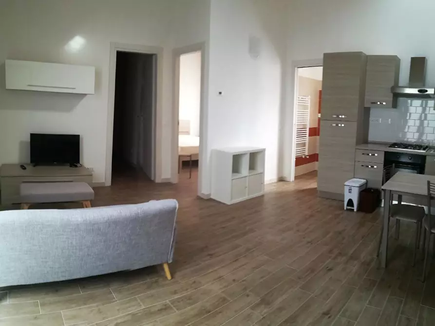 Immagine 1 di Appartamento in affitto  a Sarzana