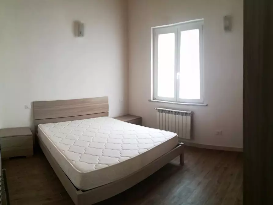 Immagine 3 di Appartamento in affitto  a Sarzana