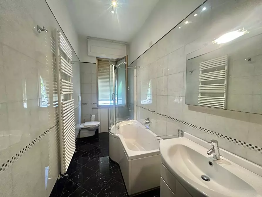 Immagine 19 di Villa in vendita  a Sovicille