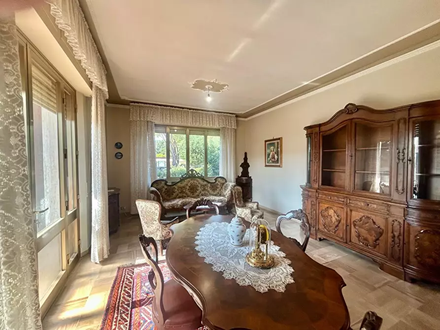 Immagine 3 di Villa in vendita  a Sovicille