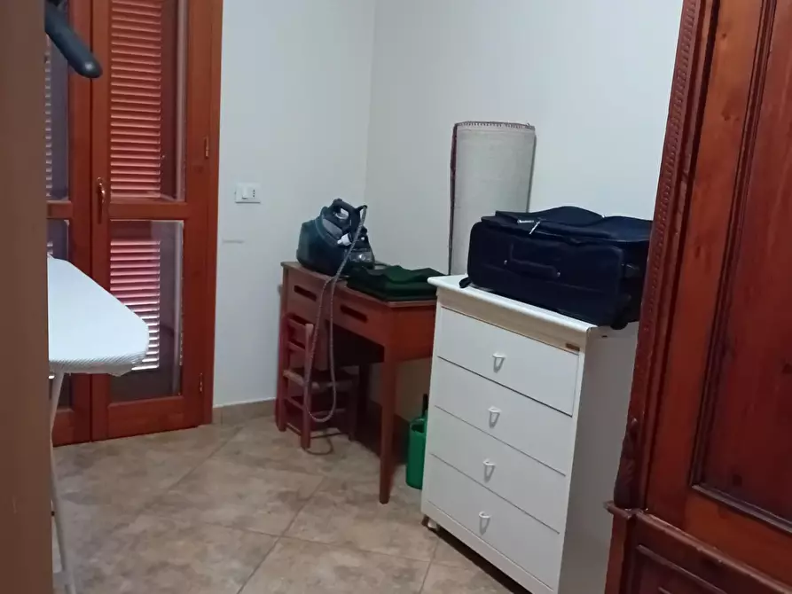 Immagine 12 di Villetta a schiera in vendita  a Carmignano