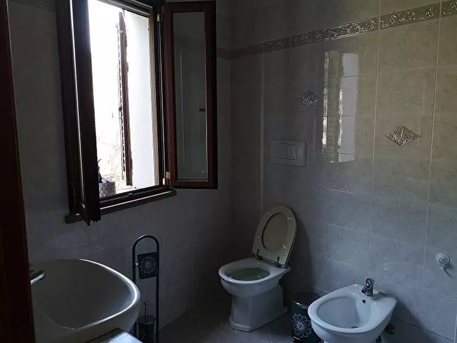 Immagine 9 di Appartamento in affitto  a Santa Maria A Monte