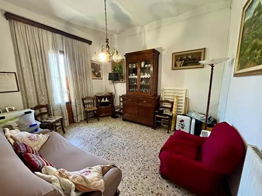 Immagine 1 di Terratetto in vendita  a Pisa