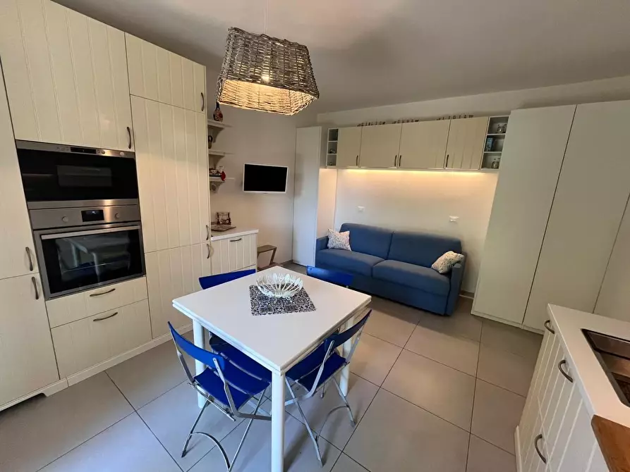 Immagine 2 di Appartamento in vendita  a Rosignano Marittimo