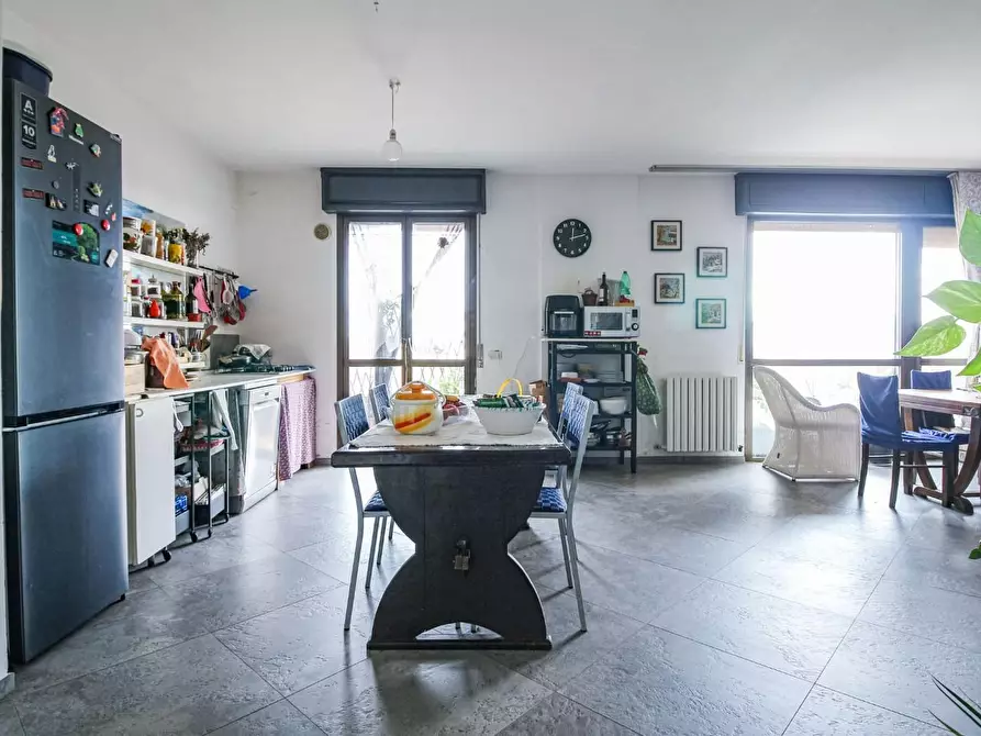 Immagine 4 di Appartamento in vendita  a Pisa