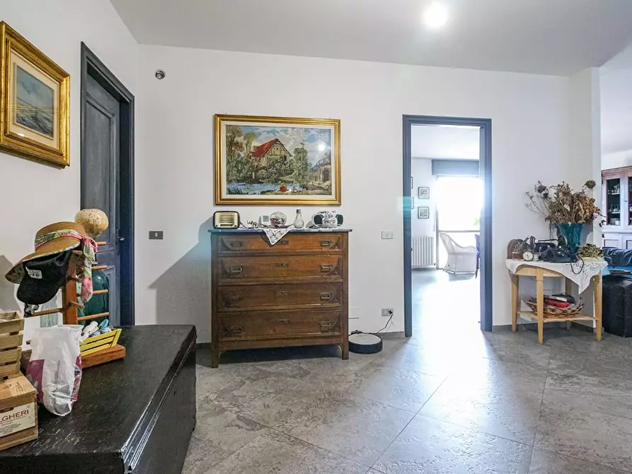 Immagine 13 di Appartamento in vendita  a Pisa