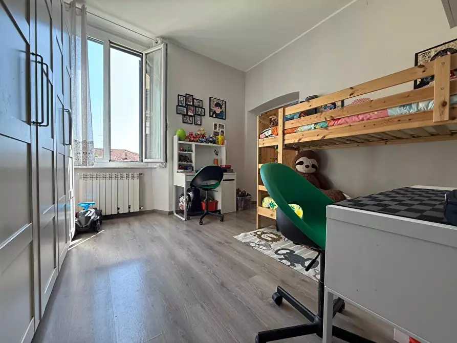Immagine 18 di Appartamento in vendita  a Massa
