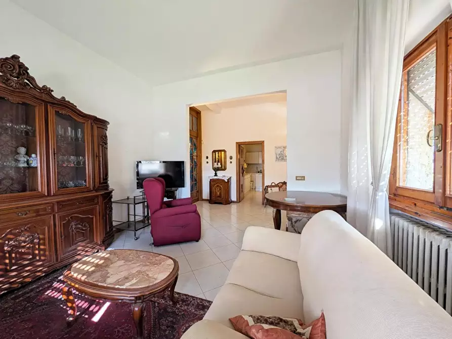 Immagine 12 di Villa in vendita  a Montelupo Fiorentino