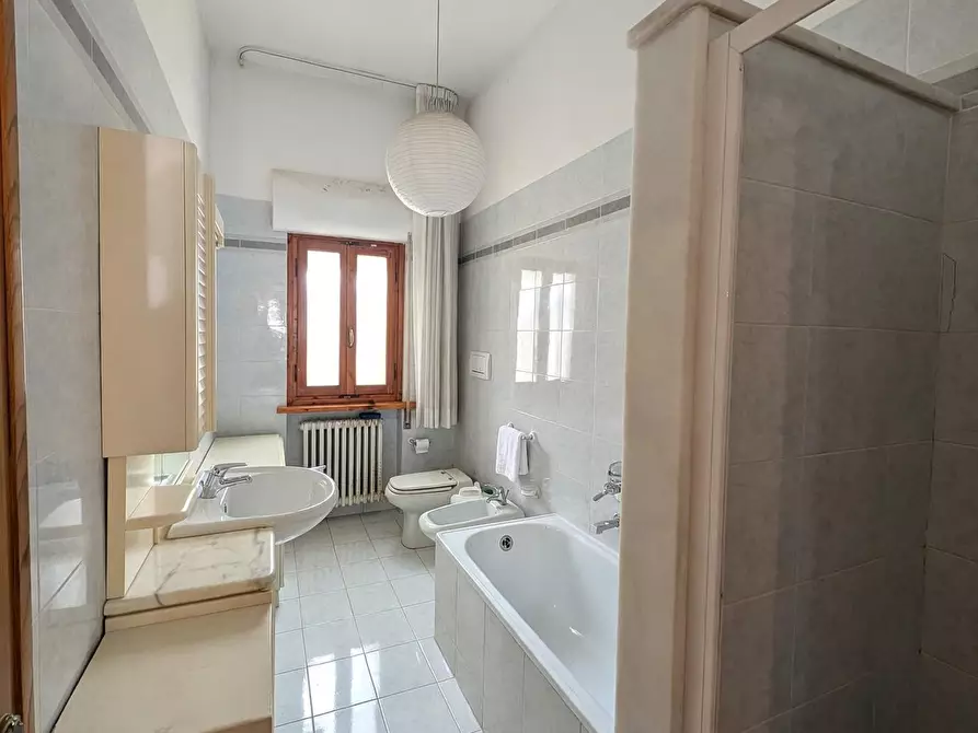 Immagine 11 di Villa in vendita  a Montelupo Fiorentino