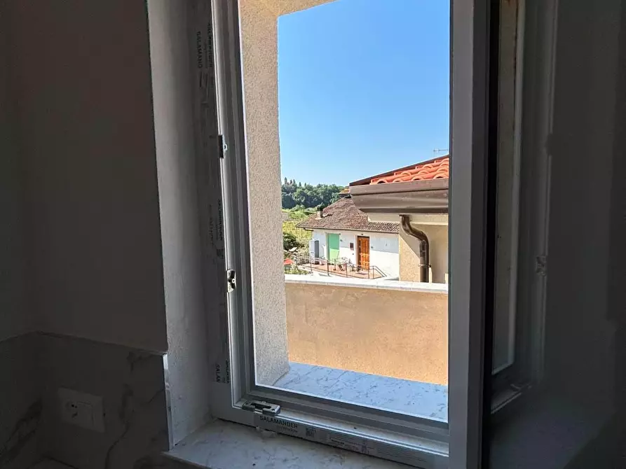 Immagine 14 di Casa trifamiliare in vendita  a Sarzana
