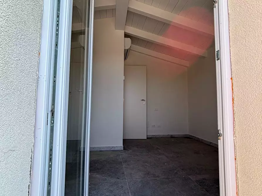 Immagine 28 di Casa trifamiliare in vendita  a Sarzana