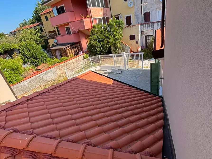 Immagine 30 di Casa trifamiliare in vendita  a Sarzana