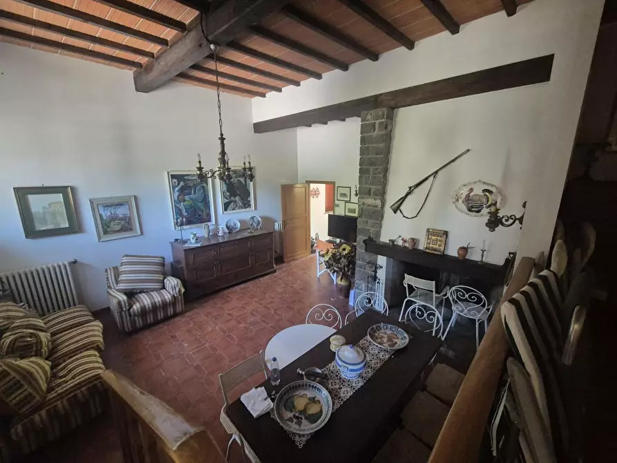 Immagine 4 di Villa in vendita  a Gaiole In Chianti