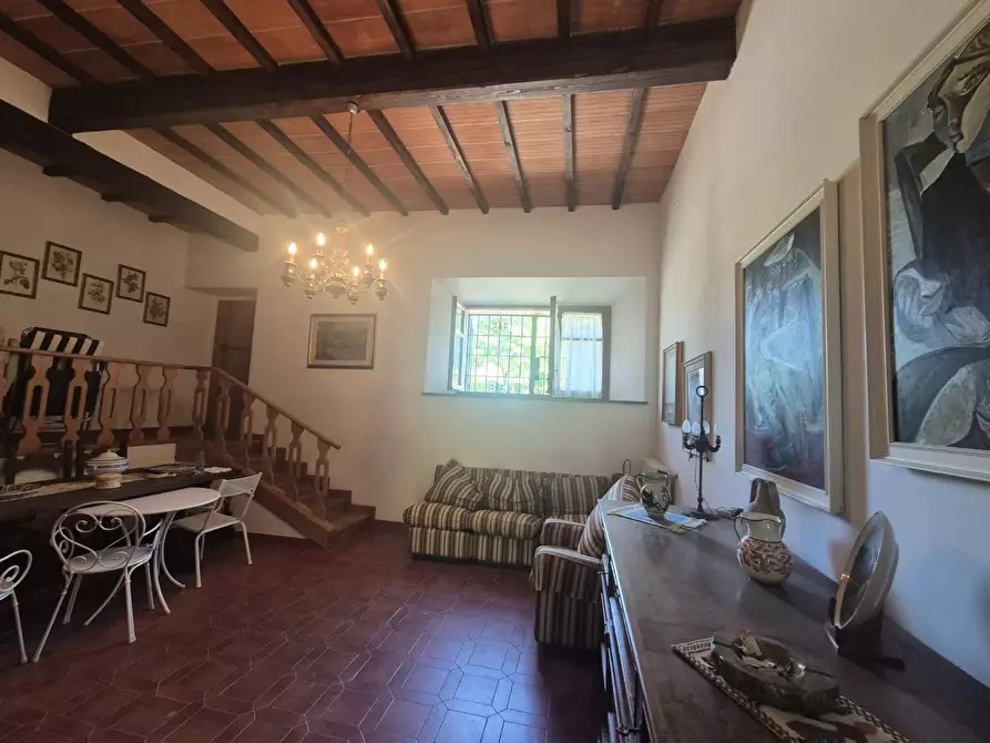 Immagine 6 di Villa in vendita  a Gaiole In Chianti