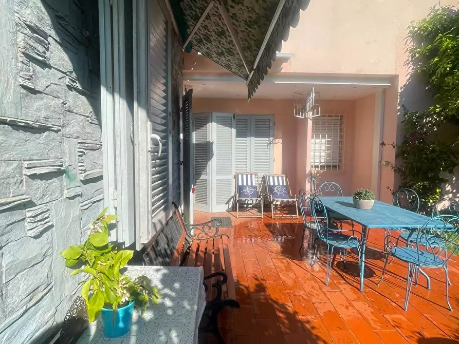 Immagine 11 di Appartamento in affitto  a Ameglia
