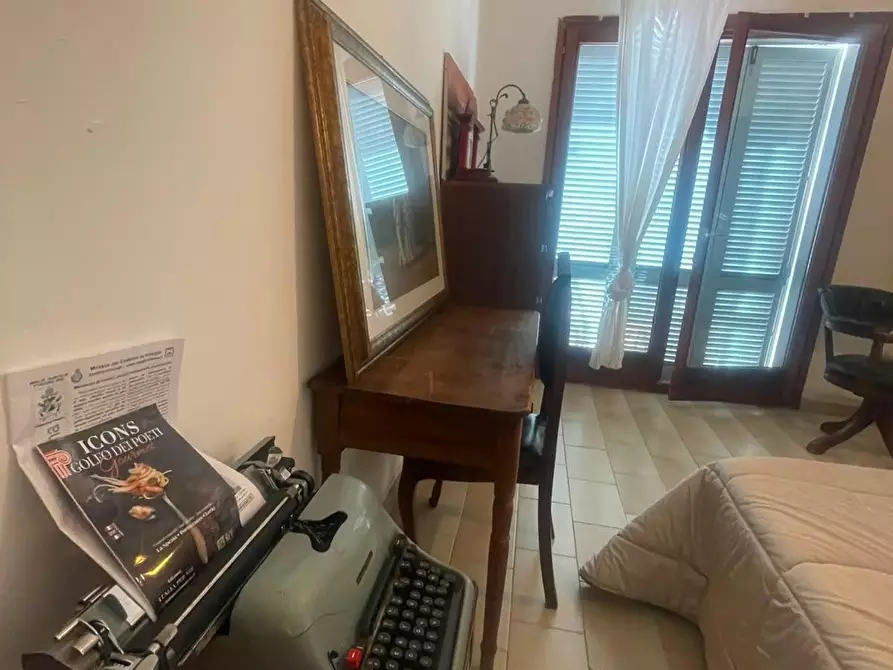 Immagine 4 di Appartamento in affitto  a Ameglia