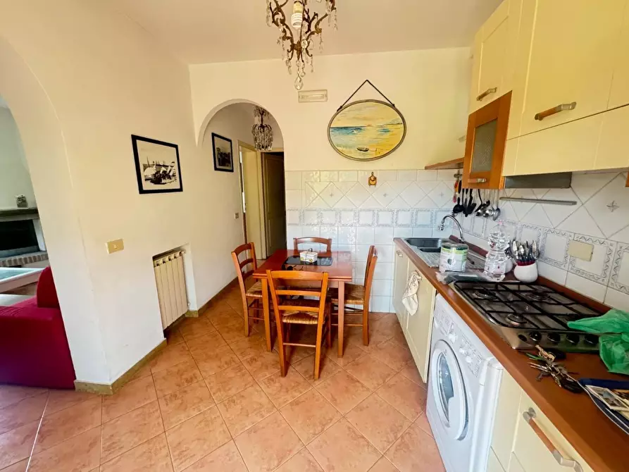 Immagine 9 di Casa indipendente in vendita  a Forte Dei Marmi