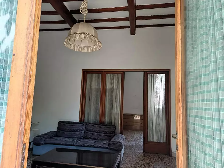 Immagine 3 di Villa in vendita  a Empoli
