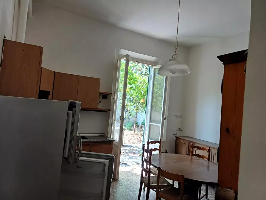 Immagine 4 di Villa in vendita  a Empoli