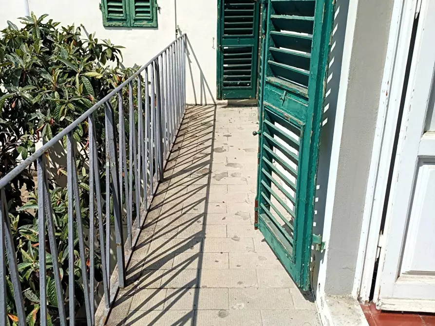 Immagine 11 di Villa in vendita  a Empoli