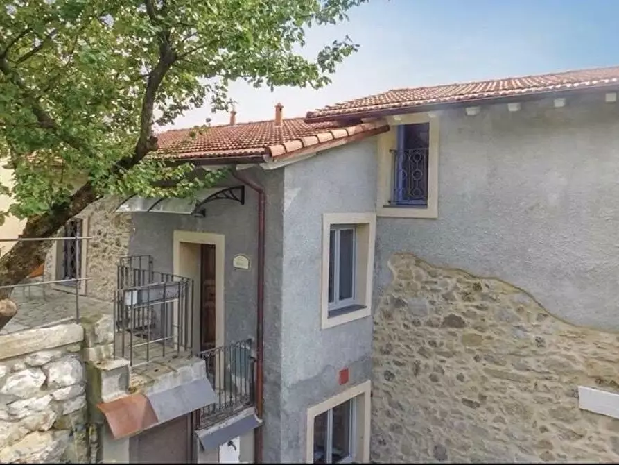 Immagine 5 di Casa indipendente in affitto  a Fosdinovo