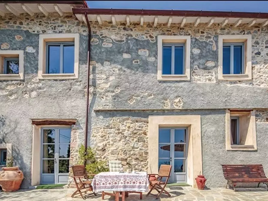 Immagine 4 di Casa indipendente in affitto  a Fosdinovo