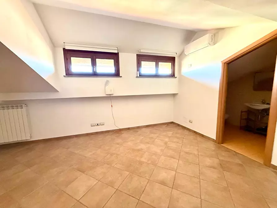 Immagine 7 di Appartamento in affitto  a Ponsacco