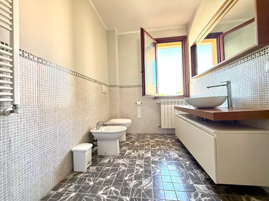 Immagine 9 di Appartamento in affitto  a Ponsacco