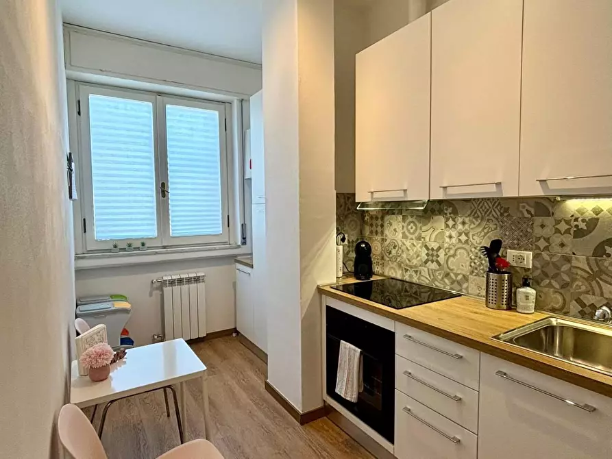Immagine 8 di Appartamento in vendita  a Carrara