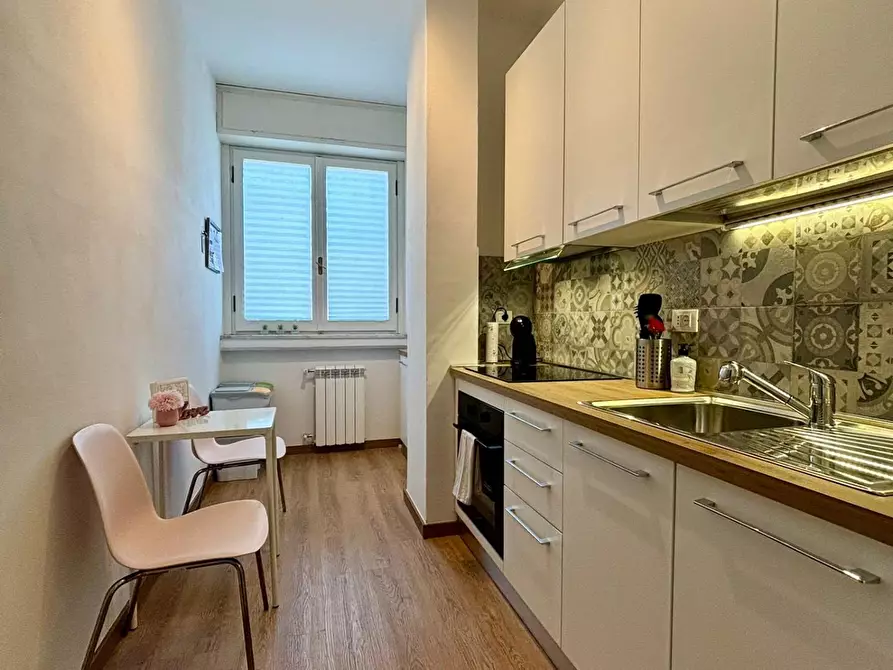 Immagine 9 di Appartamento in vendita  a Carrara