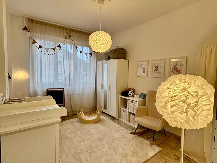 Immagine 11 di Appartamento in vendita  a Carrara