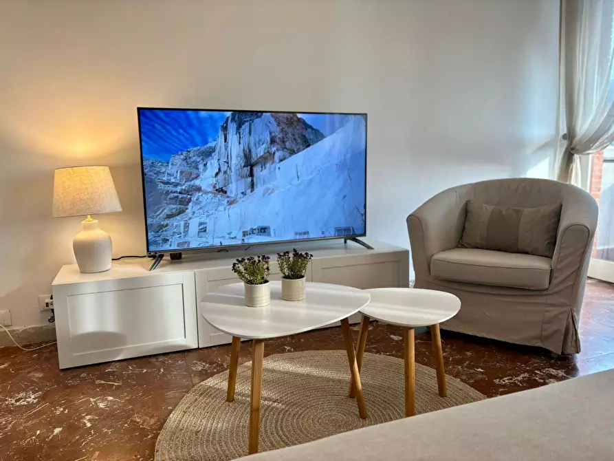 Immagine 6 di Appartamento in vendita  a Carrara