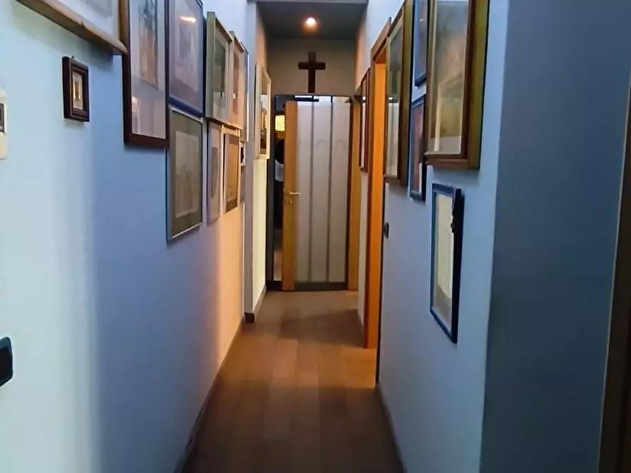 Immagine 4 di Casa semindipendente in vendita  a Carrara