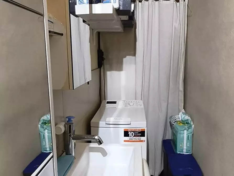 Immagine 17 di Casa semindipendente in vendita  a Carrara