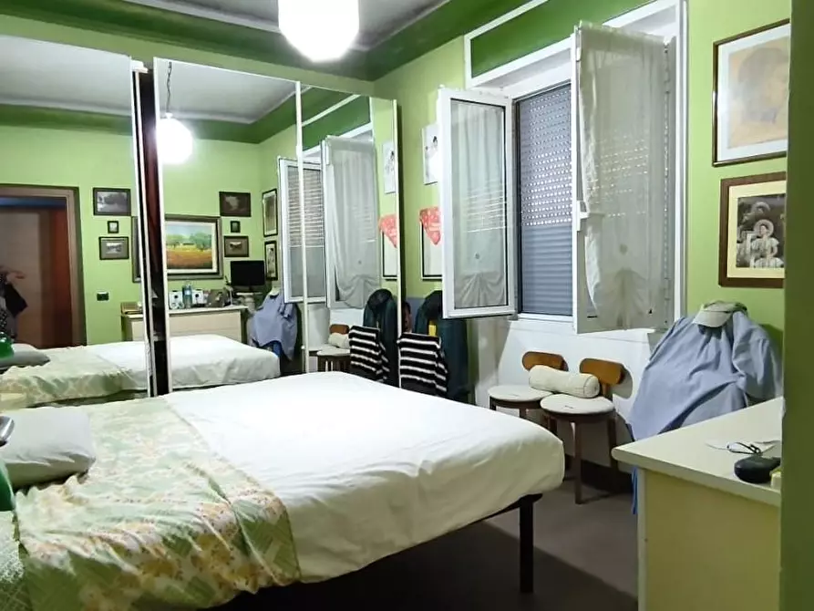 Immagine 14 di Casa semindipendente in vendita  a Carrara