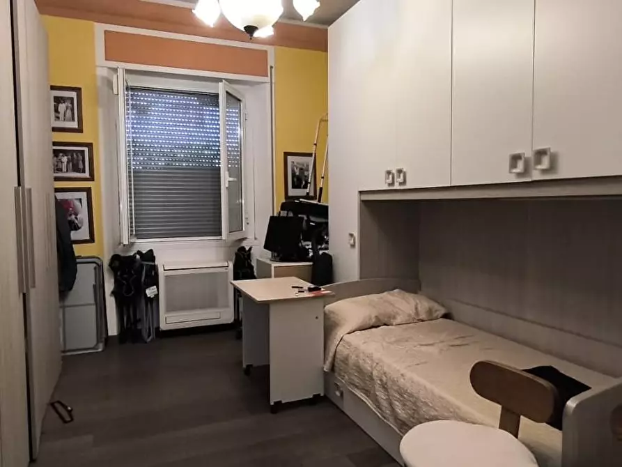 Immagine 10 di Casa semindipendente in vendita  a Carrara