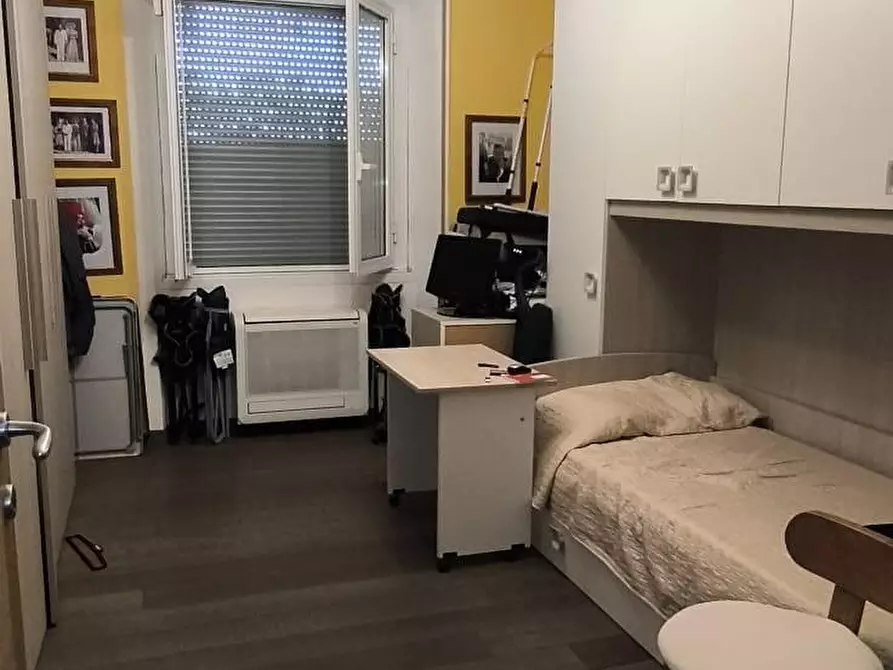 Immagine 8 di Casa semindipendente in vendita  a Carrara