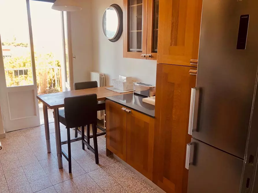 Immagine 6 di Appartamento in affitto  a Carrara