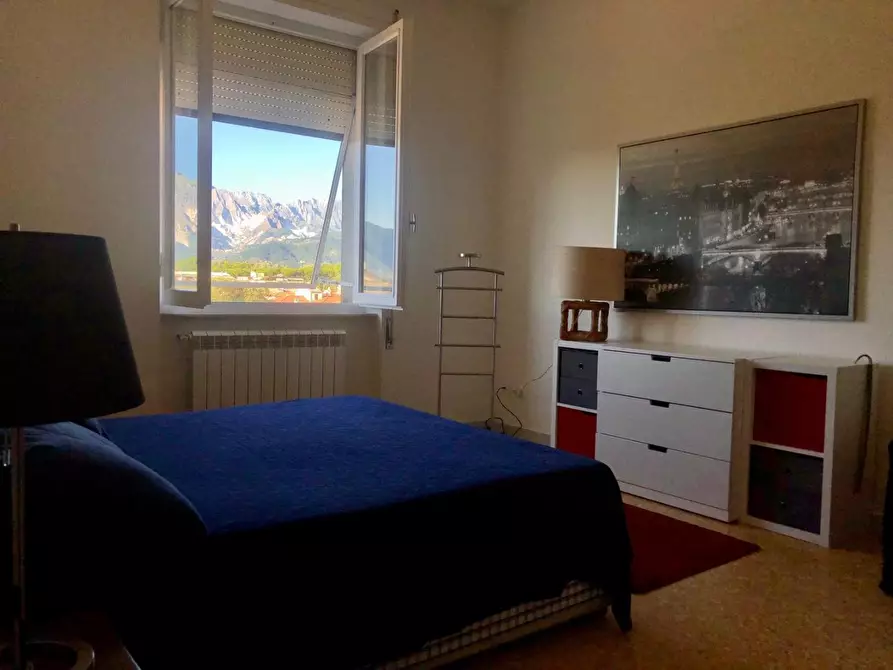 Immagine 10 di Appartamento in affitto  a Carrara