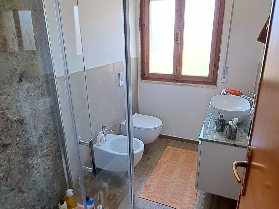 Immagine 12 di Appartamento in vendita  a Rosignano Marittimo