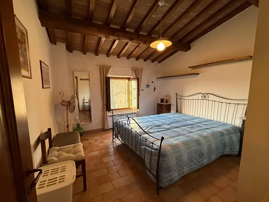 Immagine 5 di Appartamento in vendita  a San Gimignano