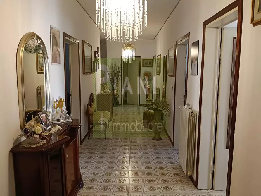 Immagine 1 di Appartamento in vendita  a Collesalvetti