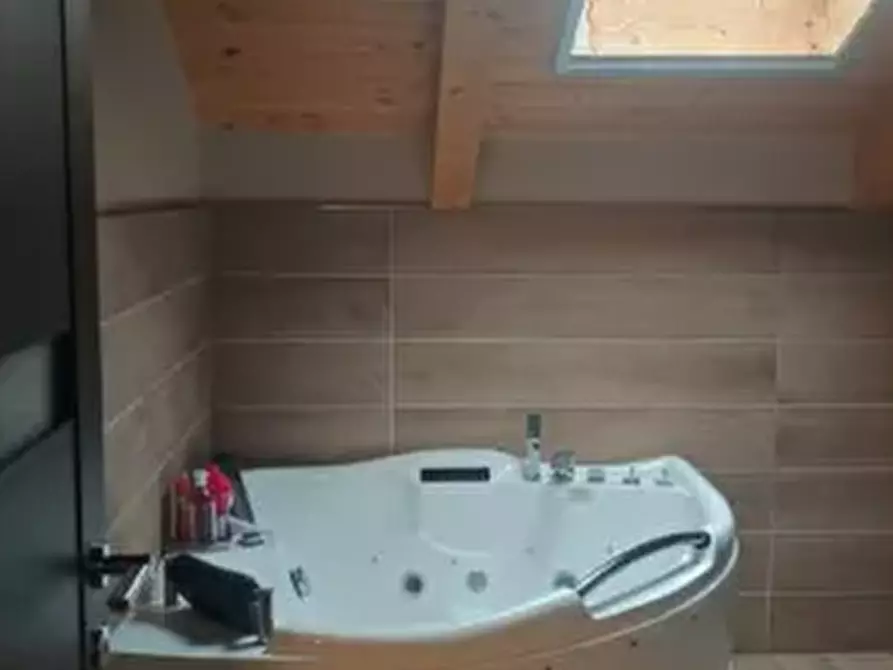 Immagine 14 di Villa in vendita  a Leini