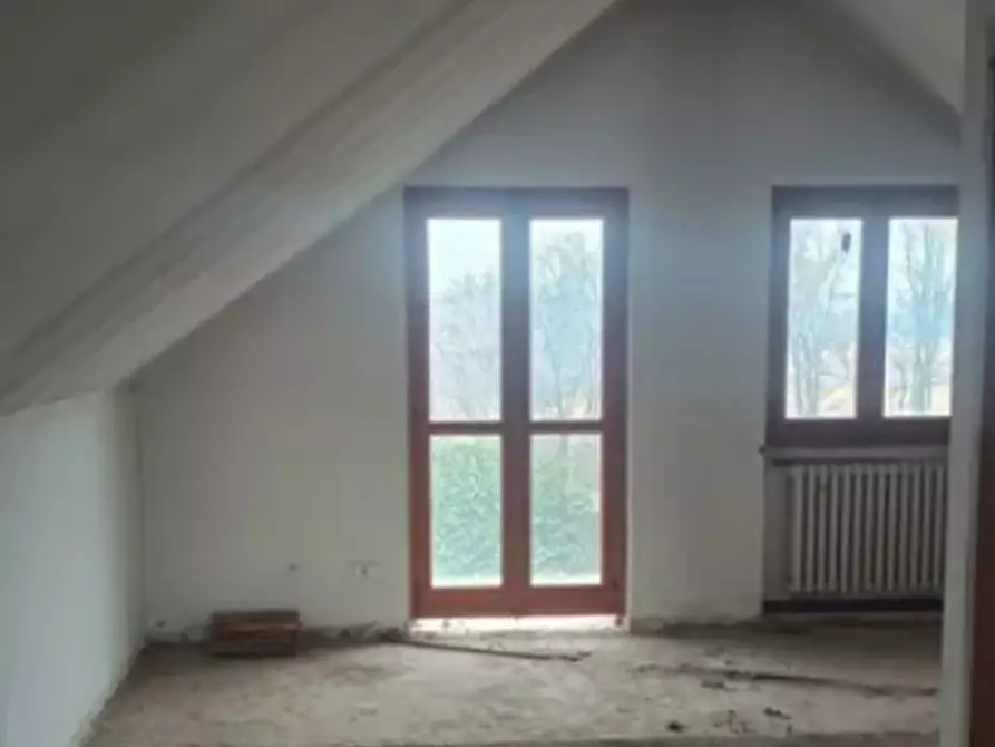 Immagine 21 di Villa in vendita  a Leini