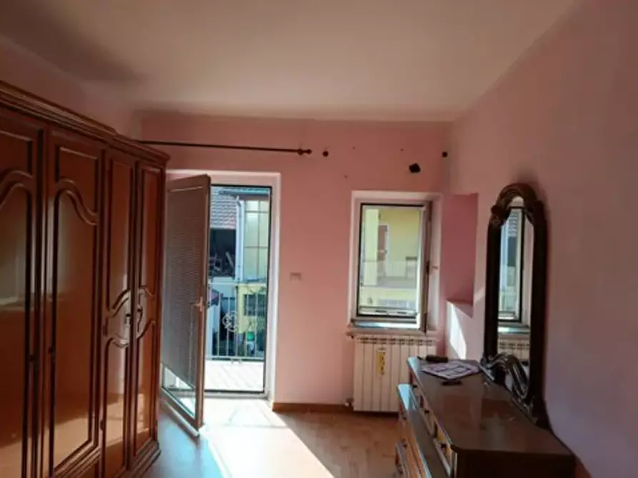 Immagine 11 di Casa semindipendente in vendita  a Caluso