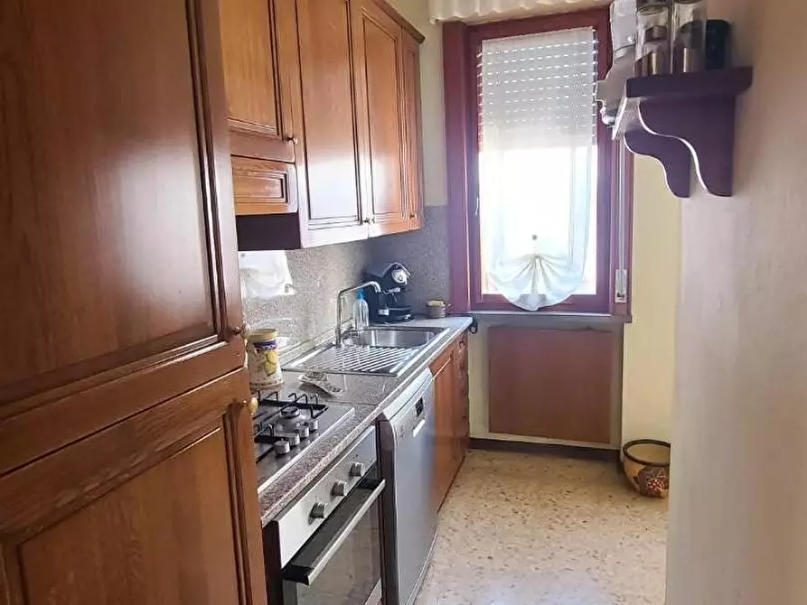 Immagine 8 di Appartamento in vendita  a Pietrasanta