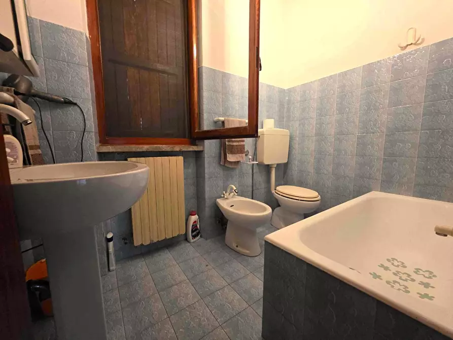 Immagine 29 di Casa quadrifamiliare in vendita  a Montignoso