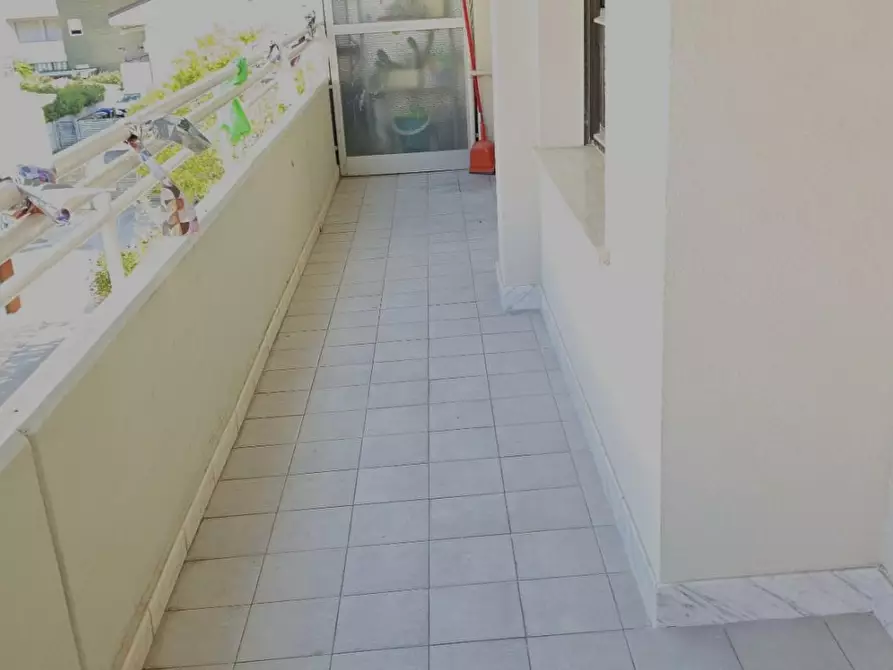 Immagine 16 di Appartamento in vendita  a Carrara
