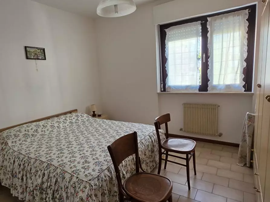 Immagine 9 di Appartamento in vendita  a Carrara